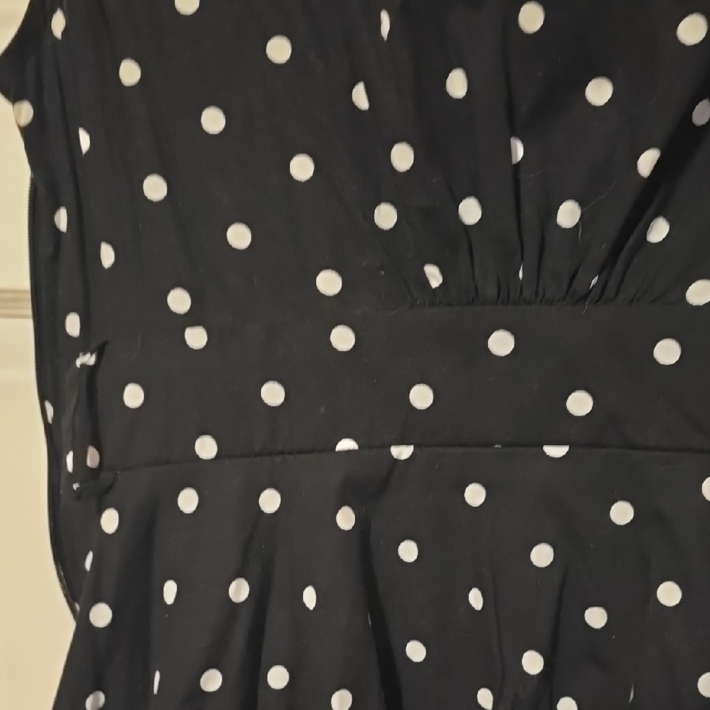 Retro 50's Pinup Black and White Polka Dot   Dress - Picture 6 of 14